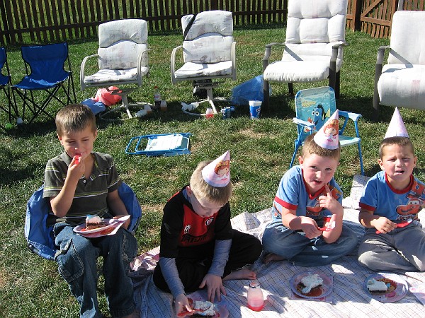 addisons bday party 049.jpg